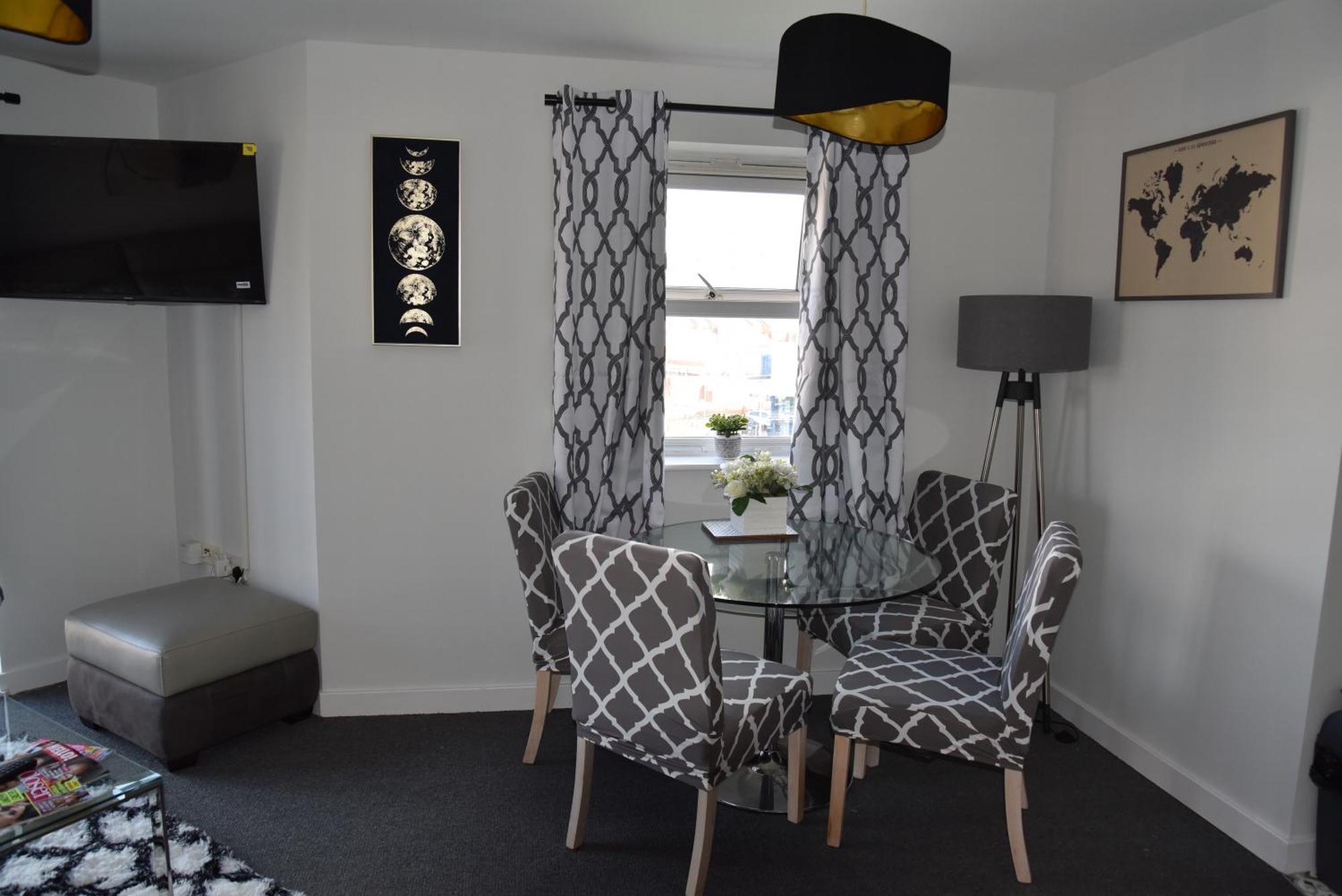 Spacious 1 Bedroom Apartment In Wigan Shevington Esterno foto